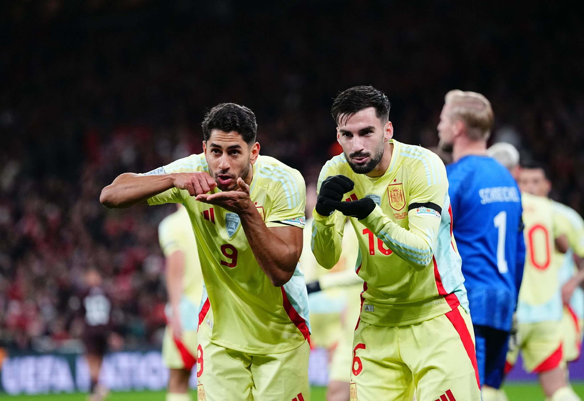 尤文图斯客场告捷，领跑积分榜