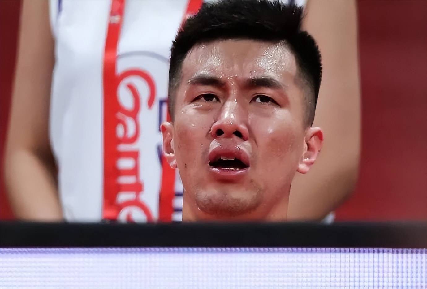 精神抖擞：女足比赛决战一触即发的简单介绍