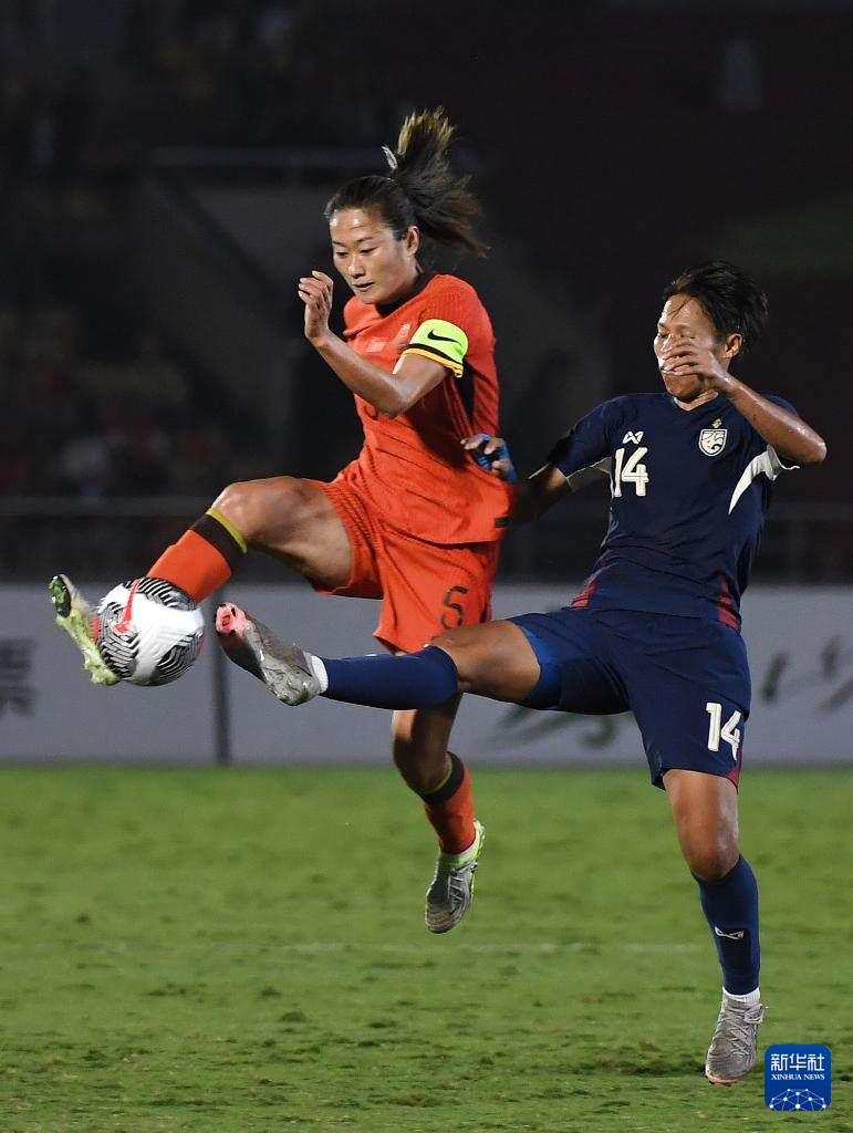 国际女足友谊赛落幕众人惊艳