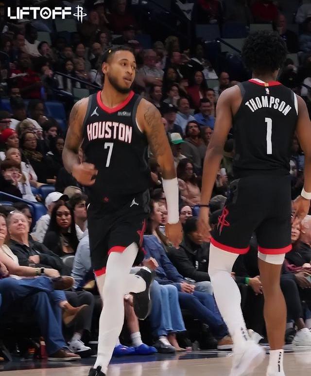 乐鱼体育官网-关于火箭防守沦陷再遭溃败，卫冕雄心受挫的信息