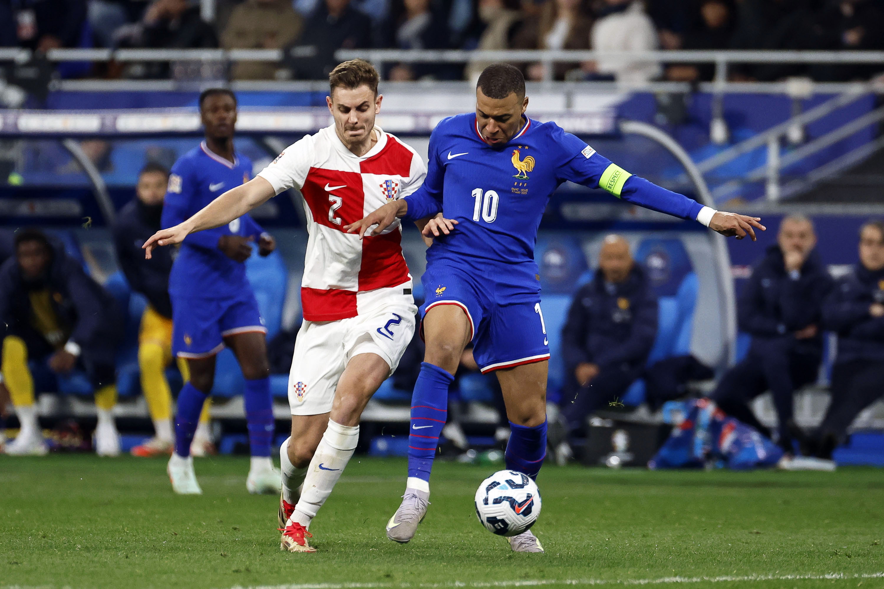 欧预赛瑞士国脚绝杀破门，帮助球队晋级的简单介绍