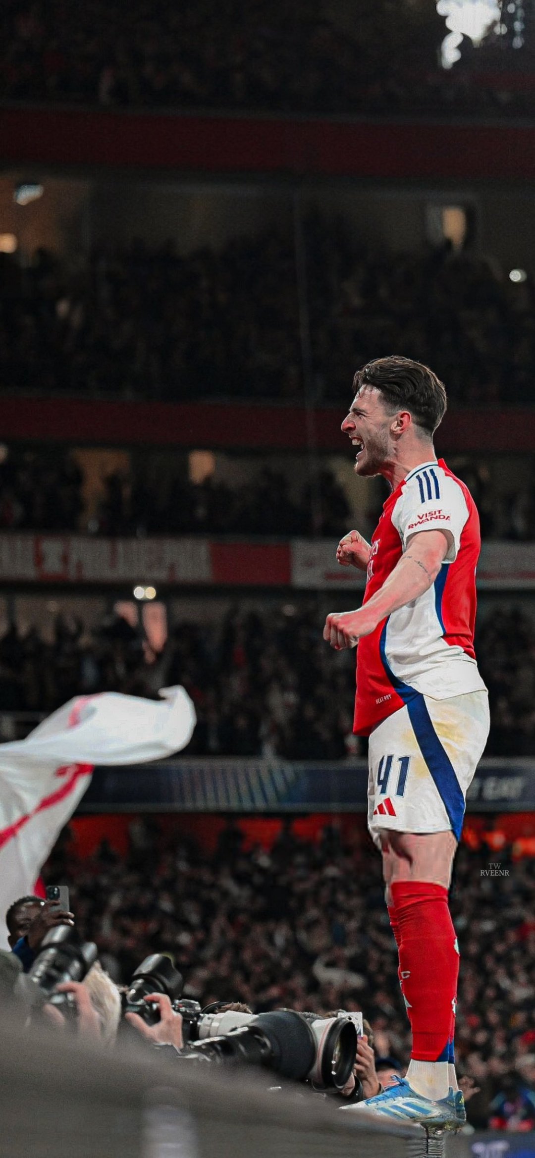 乐鱼登录-阿森纳实现逆袭，客场豪取胜利